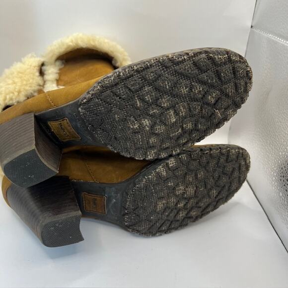 Born Boots Donna Booties Womens 8.5 Cognac Brown Leather Sherpa Lined Block Heel - Picture 9 of 10